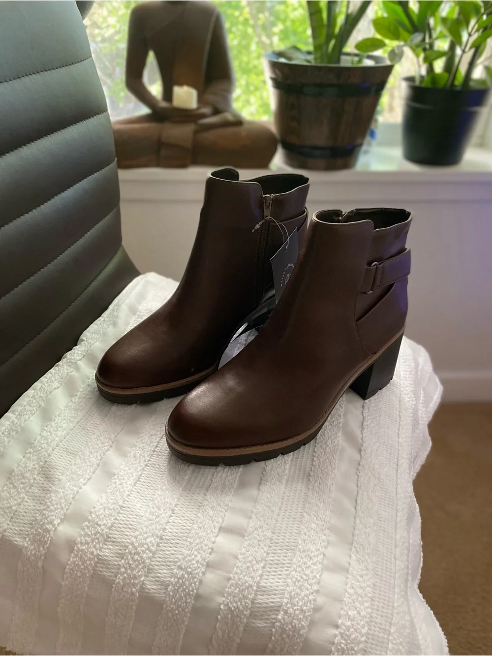 Naturalizer Brown Leather Block Heel Ankle Booties